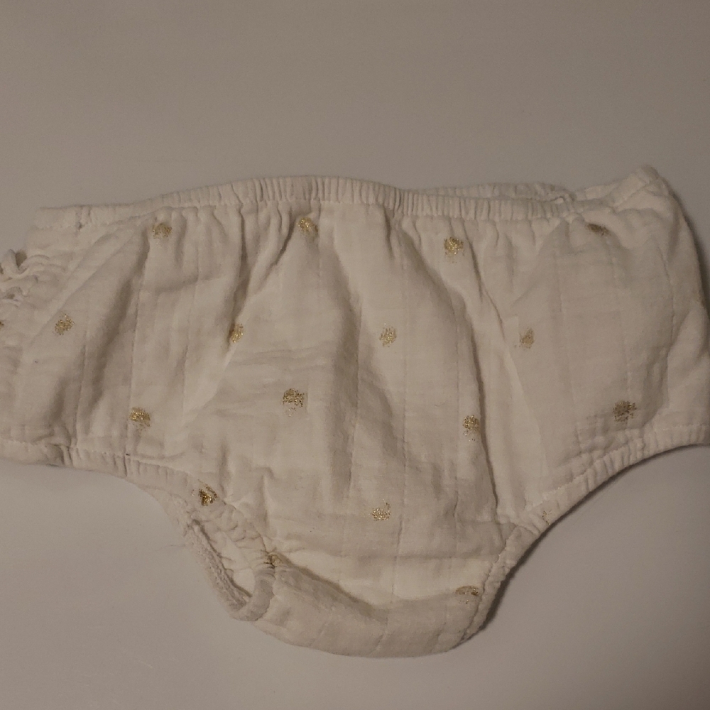 Aden + Anais 18-24m White Gold Bloomers Bummies Ruffle Bum
